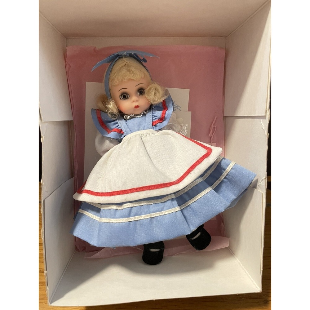 1993 Madame Alexander Alice 8" Doll #492 w/Box